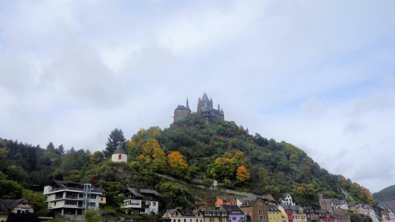 Erich Bremm Mit Moselblick *